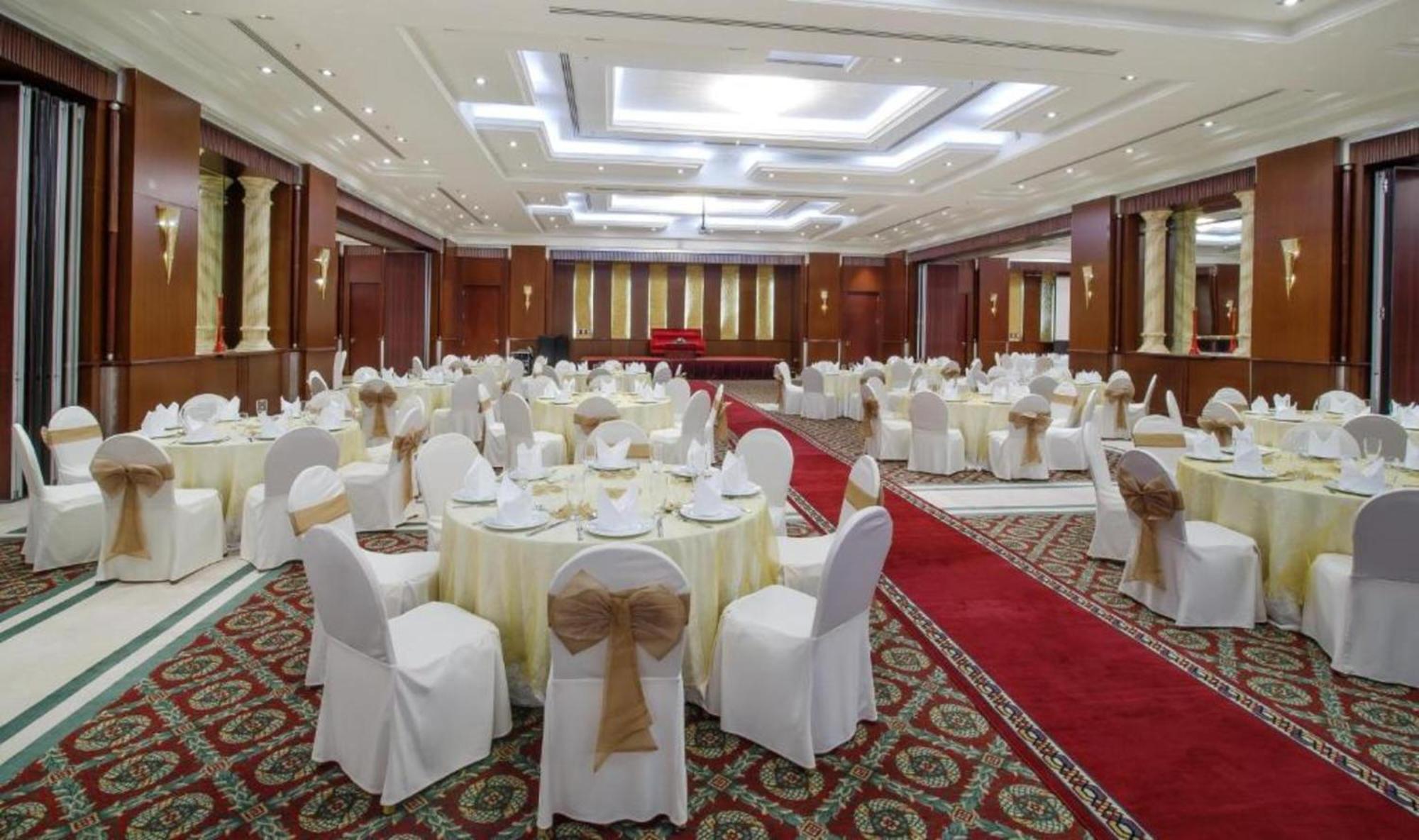 Concorde Hotel Near Exhibition Center By Palette Resorts פוג'יירה מראה חיצוני תמונה