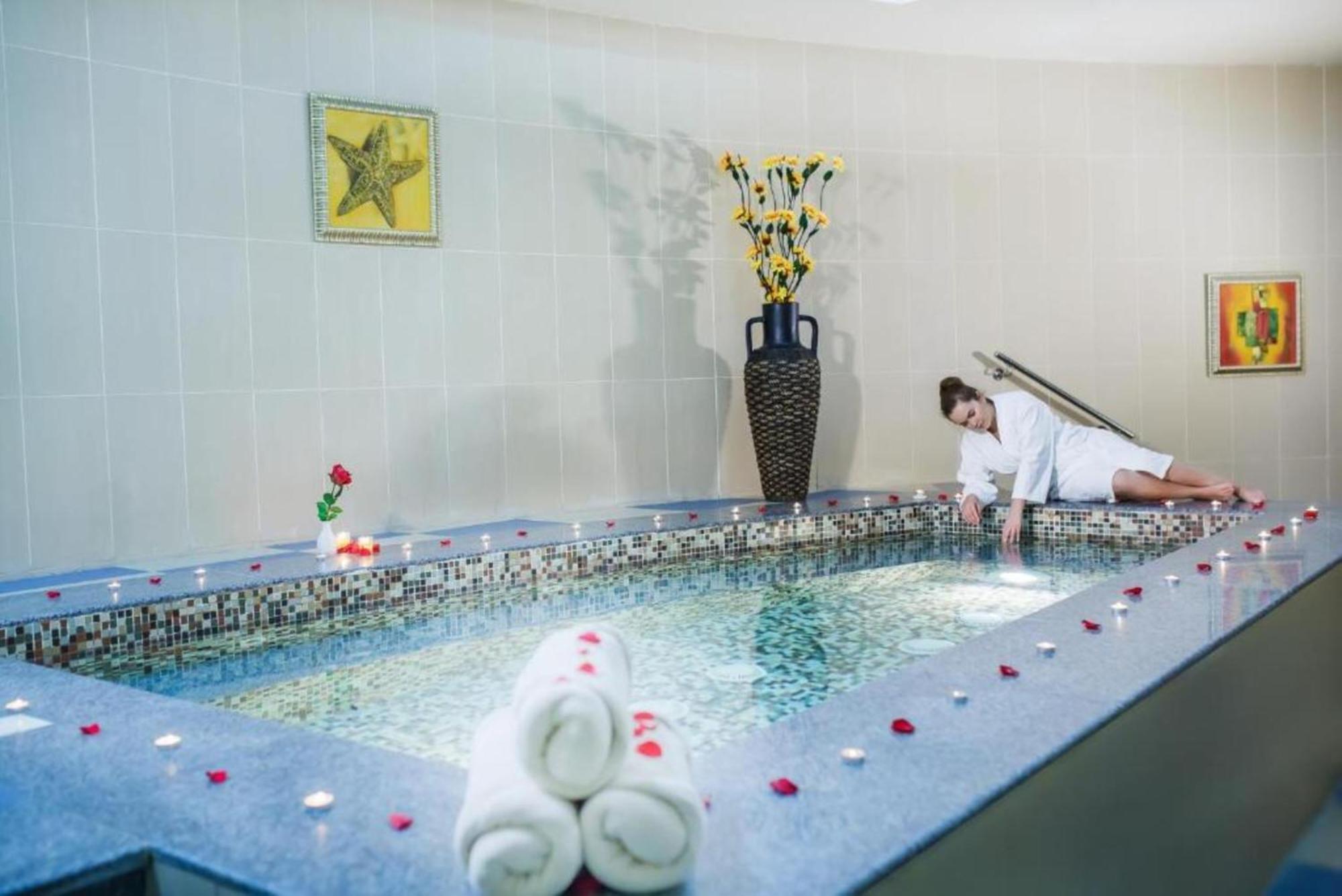 Concorde Hotel Near Exhibition Center By Palette Resorts פוג'יירה מראה חיצוני תמונה