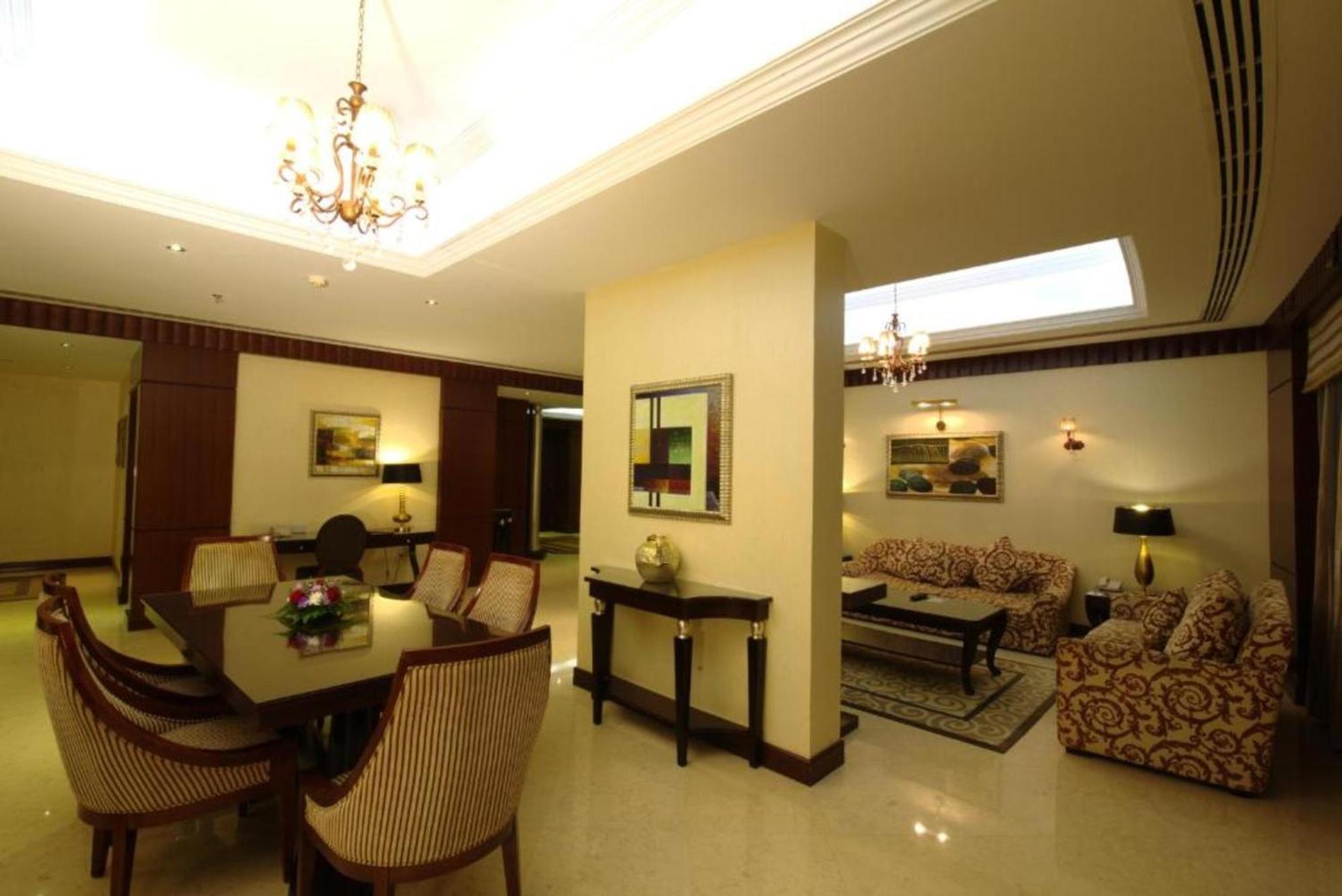 Concorde Hotel Near Exhibition Center By Palette Resorts פוג'יירה מראה חיצוני תמונה