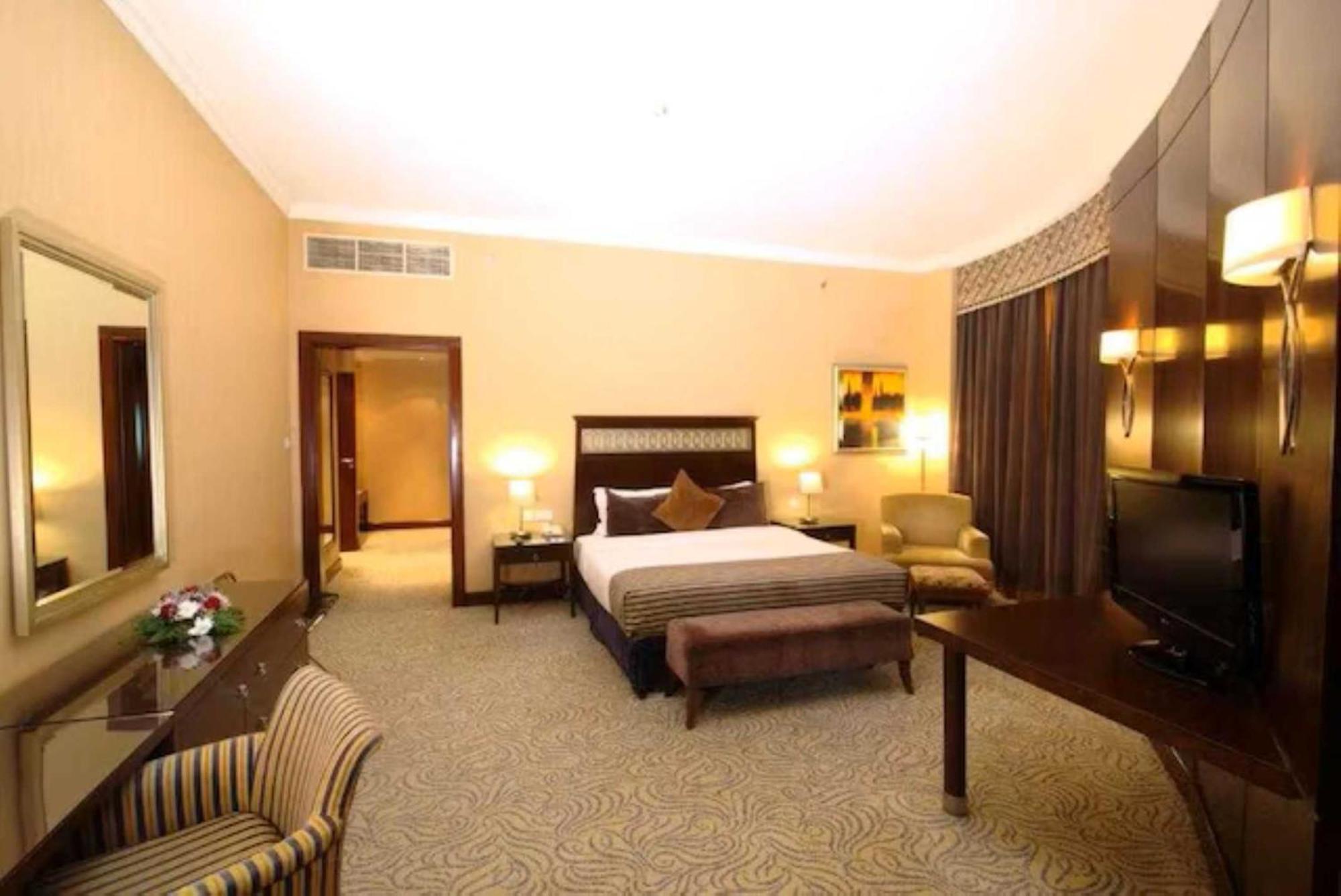 Concorde Hotel Near Exhibition Center By Palette Resorts פוג'יירה מראה חיצוני תמונה
